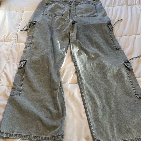 No Boundaries Women's 14 Gray Boyfriend cargo light blue Jeans big pockets Bows - Picture 6 of 10